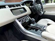 Land Rover Range Rover Sport SD V6 HSE 