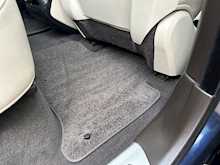 Land Rover Range Rover Sport SD V6 HSE Dynamic 