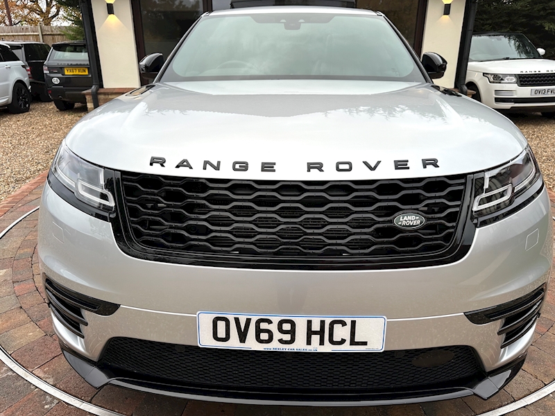Land Rover Range Rover Velar, 3.0 D300 R-Dynamic HSE SUV 5dr Diesel Auto 4WD Euro 6 (s/s) (300 ps)