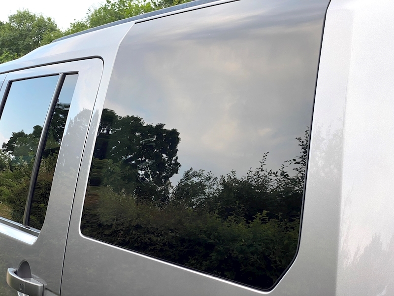 Land Rover Discovery 4 SD V6 HSE - U24