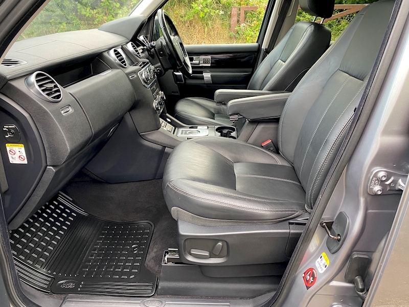 Land Rover Discovery 4 SD V6 HSE - U24