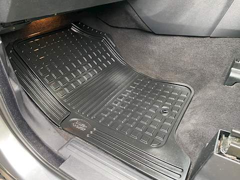 Land Rover Discovery 4 SD V6 HSE - U24