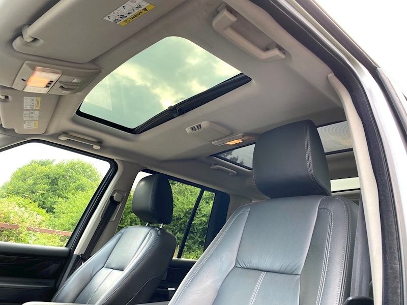 Land Rover Discovery 4 SD V6 HSE - U24