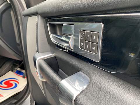 Land Rover Discovery 4 SD V6 HSE - U24