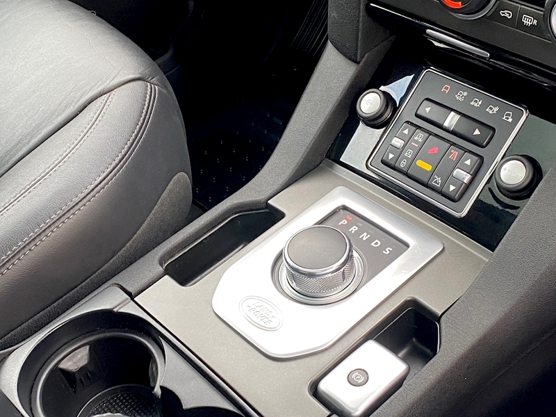 Land Rover Discovery 4 SD V6 HSE - U24
