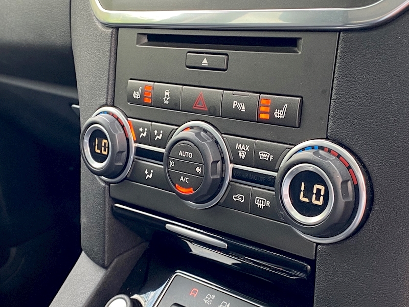 Land Rover Discovery 4 SD V6 HSE - U24