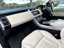 Land Rover Range Rover Sport SD V6 HSE 