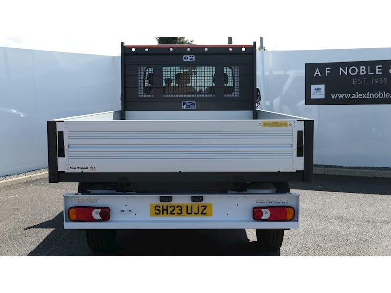 Renault 2.3 dCi 35 Business Dropside 4dr Diesel Manual RWD LWB Euro 6 (Rear Corner Pillars) (130 ps)