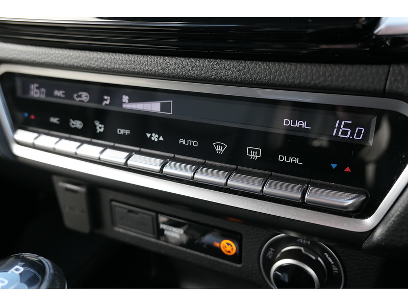 Isuzu 1.9 TD V-Cross Pickup Double Cab 4dr Diesel Auto 4WD Euro 6 (s/s) (164 ps)