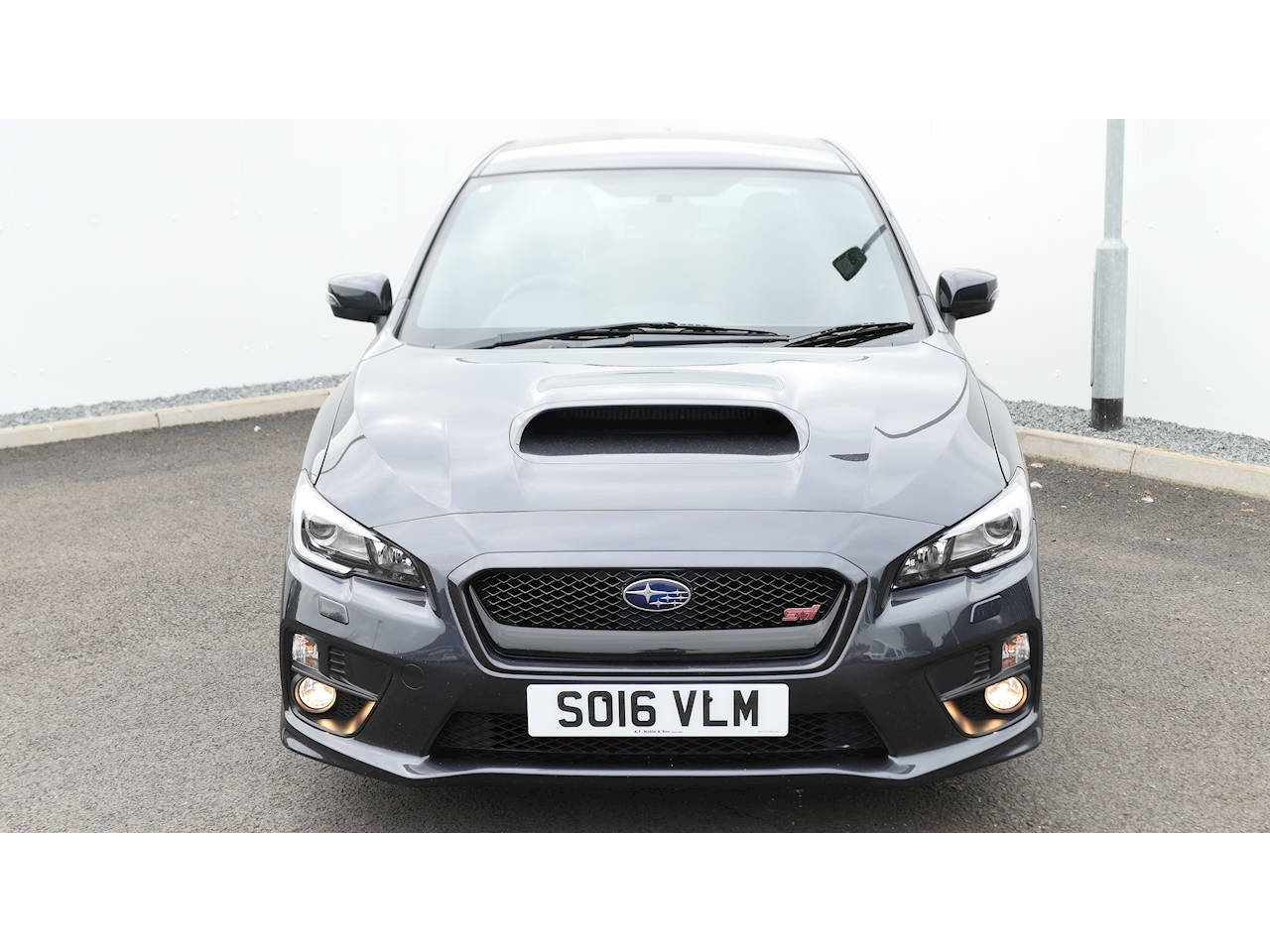 2.5T Type UK Saloon 4dr Petrol 4WD Euro 6 (300 ps)