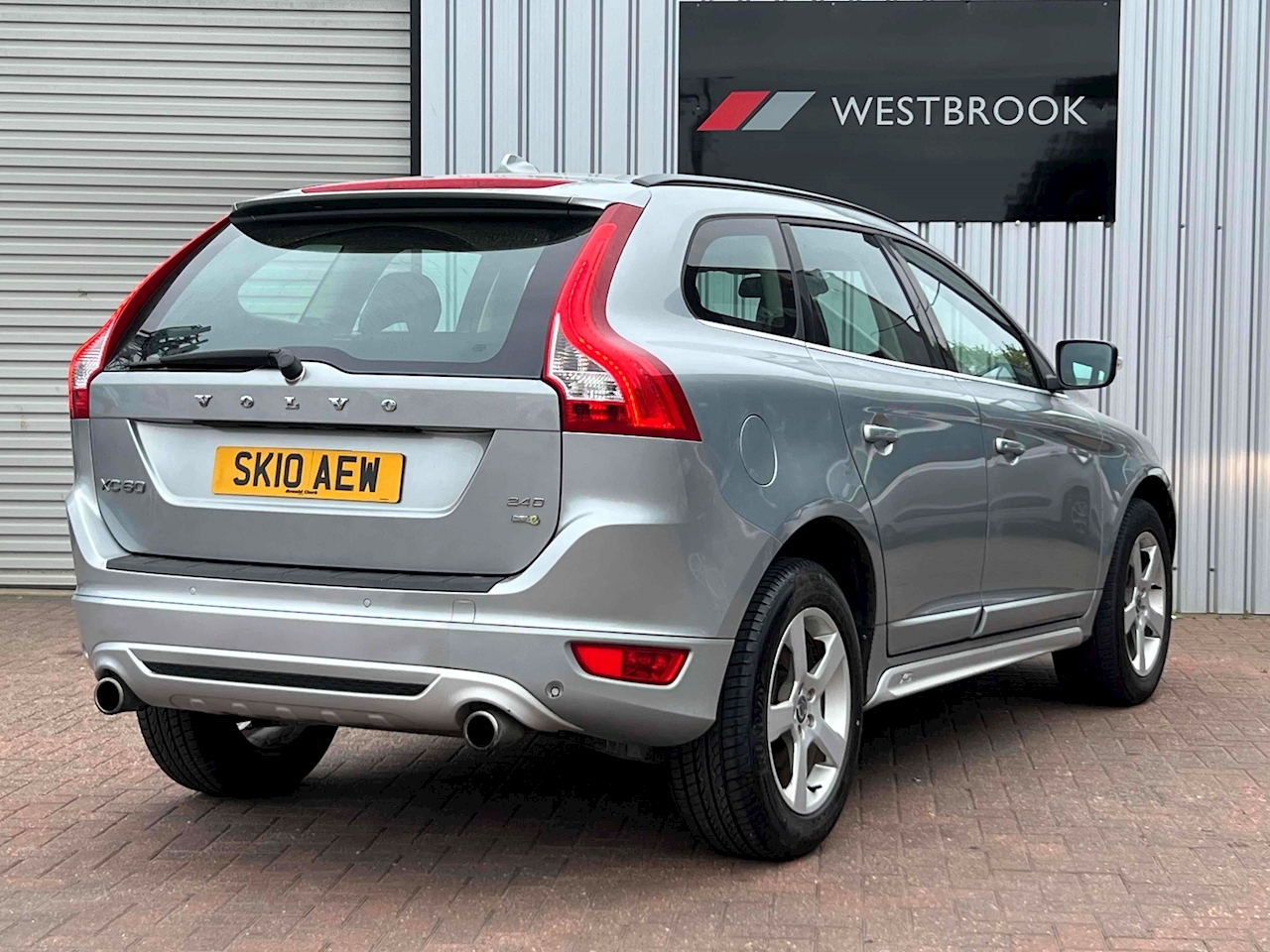 Used 2010 Volvo XC60 D DRIVe R-Design For Sale (U240)