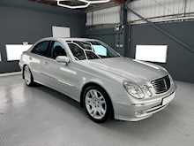 Mercedes-Benz E Class E500 Avantgarde 