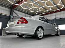 Mercedes-Benz E Class E500 Avantgarde 