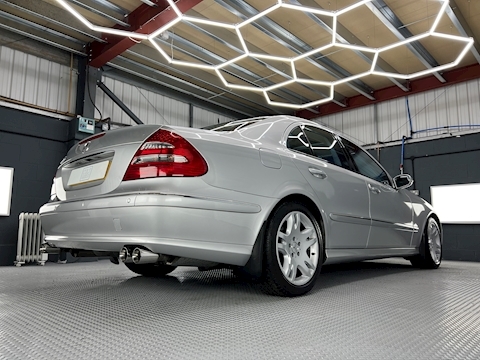 E500 Avantgarde 5.0 4dr Saloon Automatic Petrol