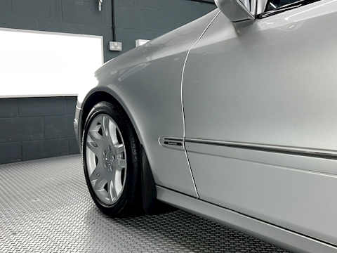 E500 Avantgarde 5.0 4dr Saloon Automatic Petrol