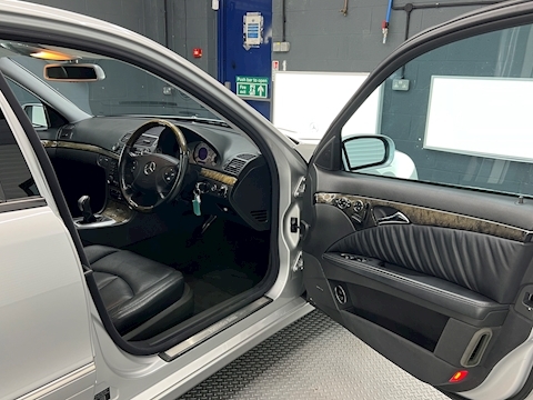 E500 Avantgarde 5.0 4dr Saloon Automatic Petrol