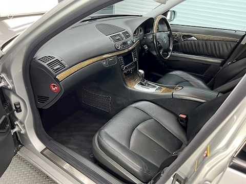 E500 Avantgarde 5.0 4dr Saloon Automatic Petrol