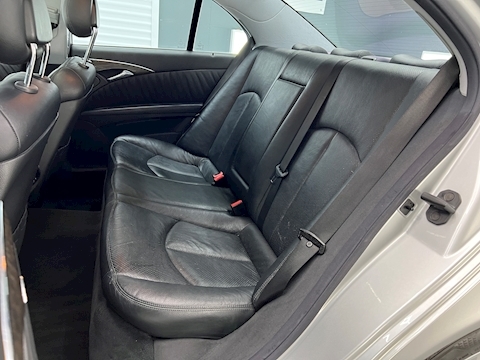 E500 Avantgarde 5.0 4dr Saloon Automatic Petrol