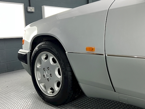 W124 3.0 5dr Estate Automatic Diesel