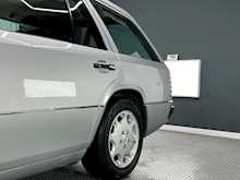 Mercedes-Benz 300D Turbo W124 