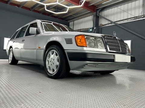 W124 3.0 5dr Estate Automatic Diesel