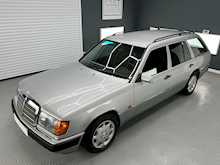 Mercedes-Benz 300D Turbo W124 