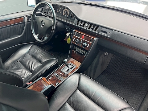 W124 3.0 5dr Estate Automatic Diesel