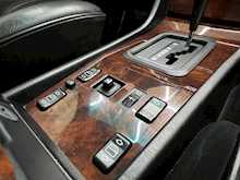 Mercedes-Benz 300D Turbo W124 