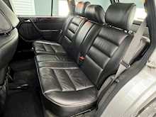 Mercedes-Benz 300D Turbo W124 