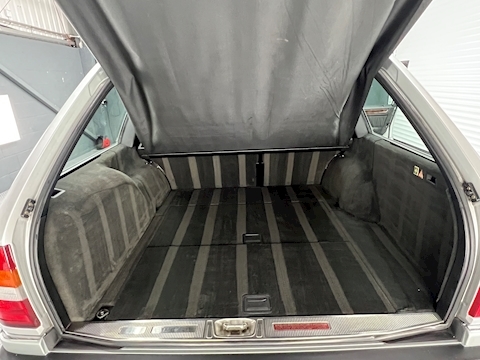W124 3.0 5dr Estate Automatic Diesel