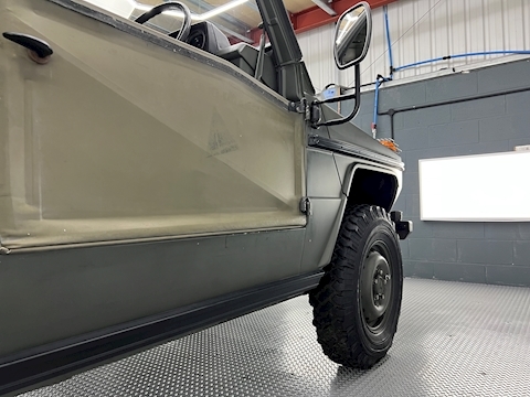 240GD Wolf 2.4 2dr Convertible 4x4 Manual Diesel