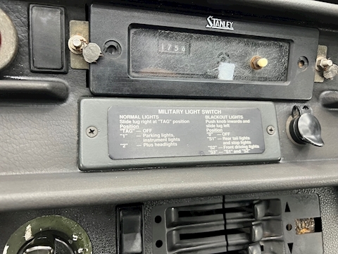 240GD Wolf 2.4 2dr Convertible 4x4 Manual Diesel