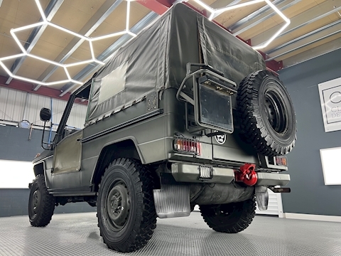 240GD Wolf 2.4 2dr Convertible 4x4 Manual Diesel