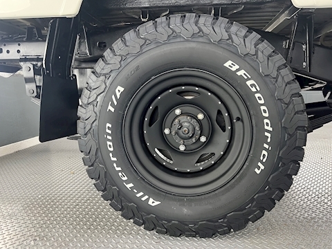 79 Series Single Cab V8 RHD 4.5 2dr Pickup Manual Diesel