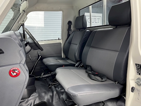 79 Series Single Cab V8 RHD 4.5 2dr Pickup Manual Diesel