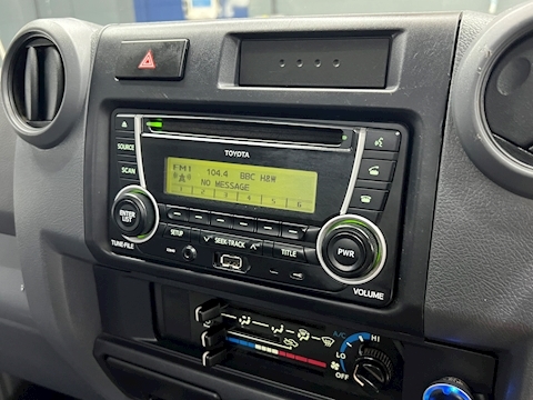 79 Series Single Cab V8 RHD 4.5 2dr Pickup Manual Diesel