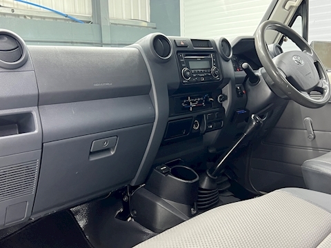 79 Series Single Cab V8 RHD 4.5 2dr Pickup Manual Diesel