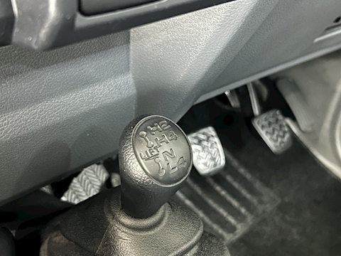 79 Series Single Cab V8 RHD 4.5 2dr Pickup Manual Diesel