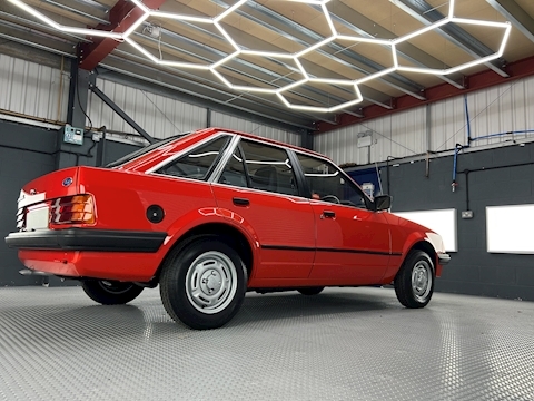 1.3 GL 5dr Hatchback Manual Petrol