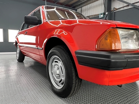 1.3 GL 5dr Hatchback Manual Petrol