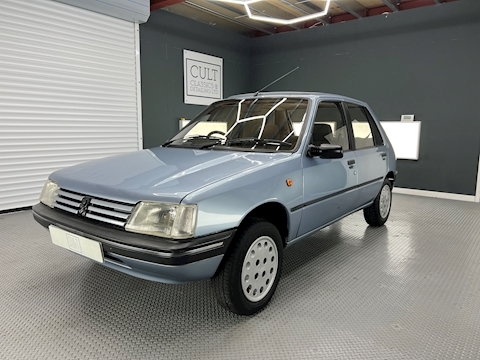 Automatic 1580 5dr Hatchback