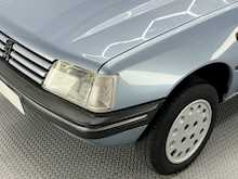 Peugeot 205 Automatic 