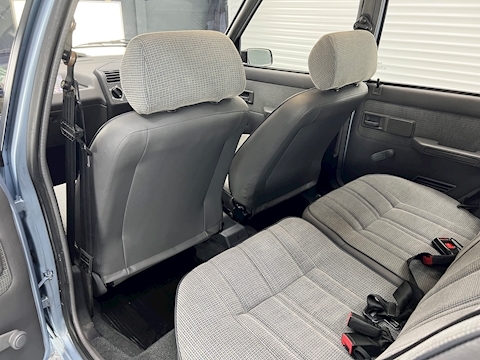 Automatic 1580 5dr Hatchback