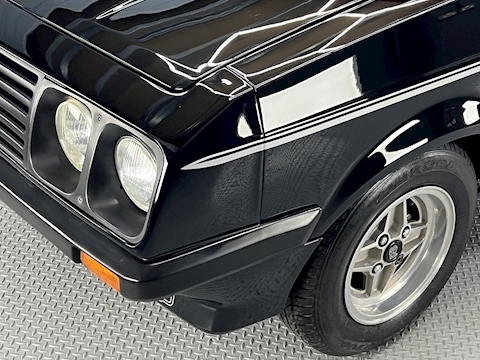 RS2000 1998 2dr Saloon Manual Petrol