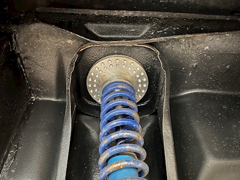 RS2000 1998 2dr Saloon Manual Petrol