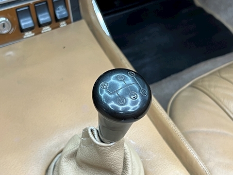 V8 5.3 2dr Convertible Manual Petrol