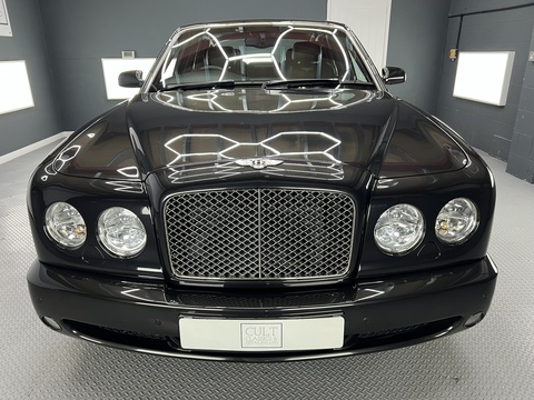 6.7 V8 Saloon 4dr Petrol Automatic