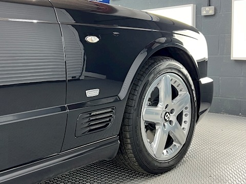 6.7 V8 Saloon 4dr Petrol Automatic