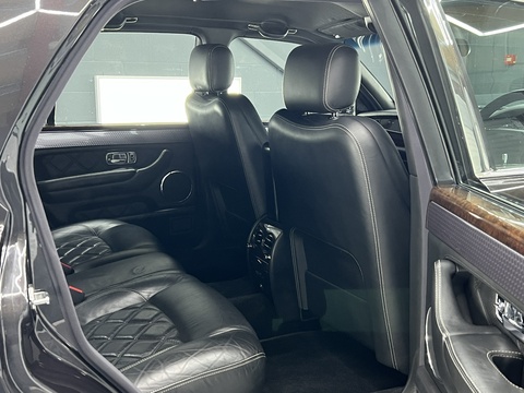 6.7 V8 Saloon 4dr Petrol Automatic