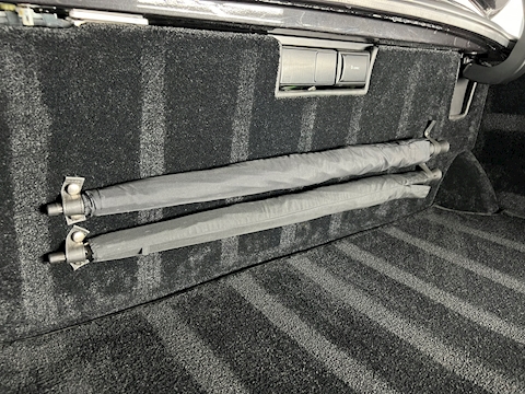 6.7 V8 Saloon 4dr Petrol Automatic